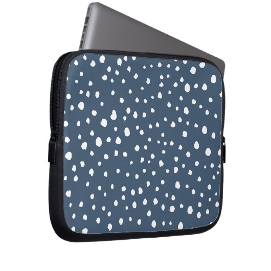 Navy Blue Dalmatian Spots, Dalmatian Dots, Dotted Laptopschutzhülle (Vorne Rechts)