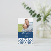 Navy Blue Damask Foto Hochzeit Platzkarte (Stehend Vorderseite)