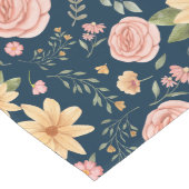 Navy Blue Elegante Vintage Wildblume Muster Großer Tischläufer (Ecke)
