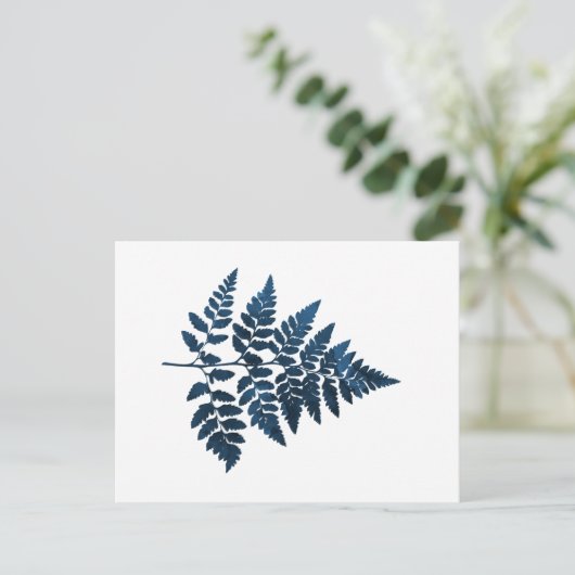 Navy Blue Fern Leaf Postkarte (Stehend Vorderseite)