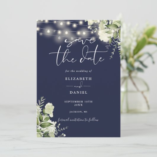 Navy Blue Floral String Lights QR Code Wedding Save The Date (Stehend Vorderseite)