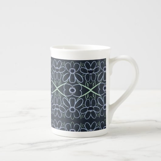 Navy Blue Flower China Tasse (Rechts)