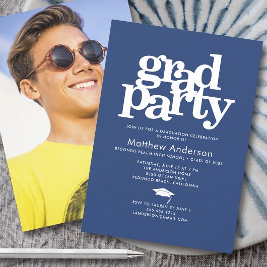 Navy Blue Foto Grad Party Fett Typografie Minimal Einladung