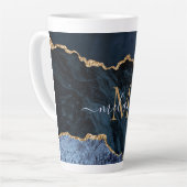 Navy Blue Gold Marmor Monogram Name Latte Tasse (Linke Ecke)