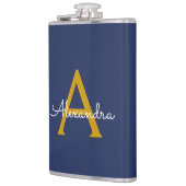 Navy Blue Gold Moderne Script Girl Monogram Name Flachmann (Links)