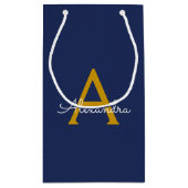 Navy Blue Gold Moderne Script Girl Monogram Name Kleine Geschenktüte (Rückseite)