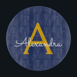 Navy Blue Gold Moderne Script Girl Monogram Name Schneidebrett<br><div class="desc">Navy Blue und Gold Simple Script Monogram Name Cutting Board. Dies macht den perfekten Abschluss,  Geburtstag,  Hochzeit,  Brautparty,  Jubiläum,  Babydusche oder Junggeselinnen-Abschied Geschenk für jemanden,  die Lieben glamourösen Luxus und schicke Stile.</div>