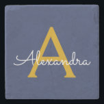 Navy Blue Gold Moderne Script Girl Monogram Name Steinuntersetzer<br><div class="desc">Navy Blue und Gold Simple Script Monogram Name Stone Tile. Das macht den perfekten Abschluss,  süßen 16 Geburtstag,  Hochzeit,  Brautparty,  Jubiläum,  Babydusche oder Junggeselinnen-Abschied Geschenk für jemanden,  die Lieben glamourösen Luxus und schicke Stile.</div>