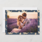 Navy Blue Gold Monogram Wappen Wedding Save The Date (Rückseite)