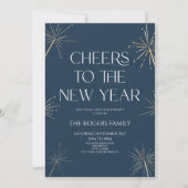 Navy Blue Gold Sparkler Cheers New Years Eve Party Einladung (Vorderseite)