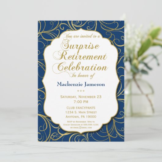 Navy Blue Gold Swirt Überraschungsaufenthalt Einla Einladung (Stehend Vorderseite)