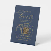 Navy Blue Gold Wedding Capture the Liebe QR Code Sockelschild (Vorderseite)