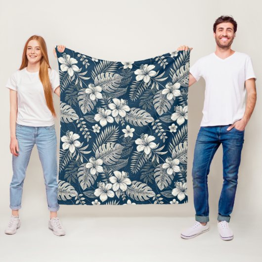 Navy Blue Hibiscus Monstera Tropical Botanical Fleecedecke (Beispiel)