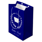 Navy Blue Iowa Map Wedding Welcome Swag Mittlere Geschenktüte (Vorderseite Schrägansicht)