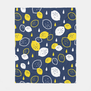Navy Blue Lemon Art - Erfrischendes Citrus Design Fleecedecke