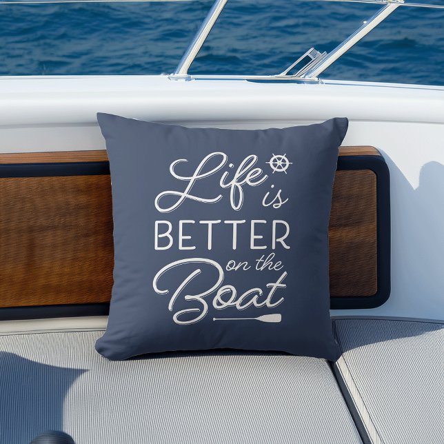 Navy Blue Life ist besser auf dem Boot Kissen (Von Creator hochgeladen)