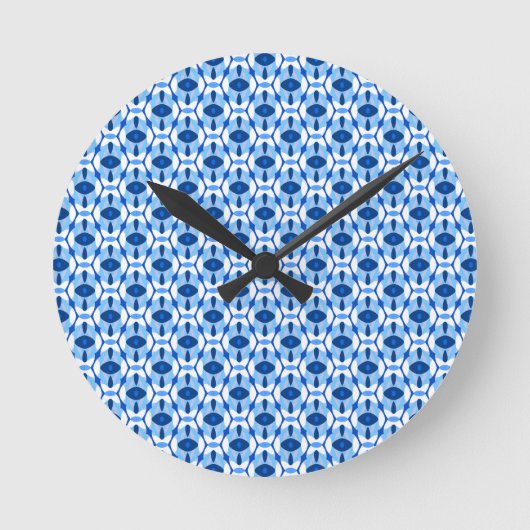 Navy Blue & Light Blue Abstrakt Geometric Runde Wanduhr (Vorderseite)