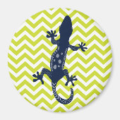 Navy Blue Lizard auf Green Zickzack Stripe Muster Magnet (Vorne)
