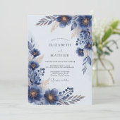 Navy Blue Lustrous Floral Wedding Einladung (Stehend Vorderseite)