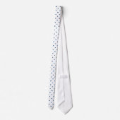 Navy Blue Mini Polka Dot Pattern auf Weiß Krawatte (Rückseite)