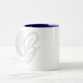 Navy Blue Minimal Designer Modernes Monogramm Bold Zweifarbige Tasse (Vorderseite Links)