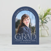 Navy Blue Modern Arch 2 Foto Grad Ankündigung (Stehend Vorderseite)