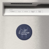 Navy Blue Modern Script Personalisierte Trauzeuge Magnet (In Situ (Geschirrspüler))