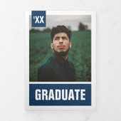 Navy Blue Modern Textured Foto Abschluss Dreifach Gefaltete Einladung (Cover)