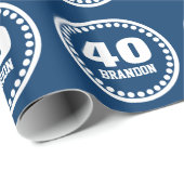NAVY BLUE Moderner 40. Geburtstag Individuelle Nam Geschenkpapier (Rolleneckpunkt)
