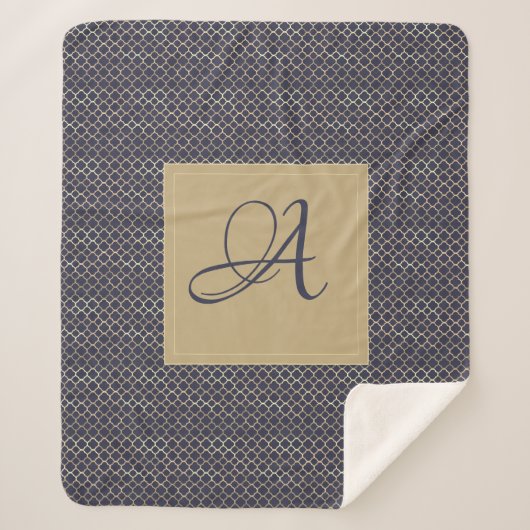 Navy Blue Monogram Quatrefolie Newlyweds Wedding Sherpadecke (Vorderseite)