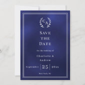 Navy blue monogram wreath wedding save the date (Vorderseite)