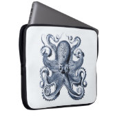 Navy Blue Octopus Illustration von Ernst Haeckel Laptopschutzhülle (Vorne Rechts)