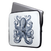 Navy Blue Octopus Illustration von Ernst Haeckel Laptopschutzhülle (Vorderseite Links)