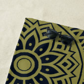 Navy Blue & Olive Green Mandala Blume Strandtuch (Beispiel)