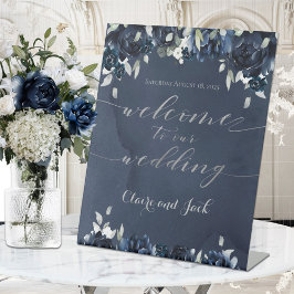 Navy Blue Peony Silver Calligraphy Begrüßung Sockelschild