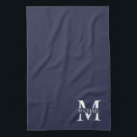 Navy Blue Personalisiert Monogram und Name Geschirrtuch<br><div class="desc">Personalisierte Monogramm- und Namensgeschenke mit personalisiertem,  weißem Monogramm im klassischen Serif-Schriftart-Stil mit einem Namenskasten in der Mitte des Monogramms auf marinebasischem Hintergrund.</div>