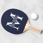 Navy Blue Personalisiert Monogram und Name Tischtennis Schläger<br><div class="desc">Personalisierte Monogramm- und Namensgeschenke mit personalisiertem,  weißem Monogramm im klassischen Serif-Schriftart-Stil mit einem Namenskasten in der Mitte des Monogramms auf marinebasischem Hintergrund. Perfekt als väterliche Tagesgeschenke für Vater und Geschenke für jeden Anlass.</div>