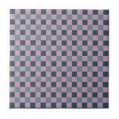 Navy Blue & Pink Lila Checkered Pattern Retro Fliese (Vorderseite)