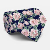 Navy Blue Pink Peony Floral Trauzeugen Krawatte (Gerollt)