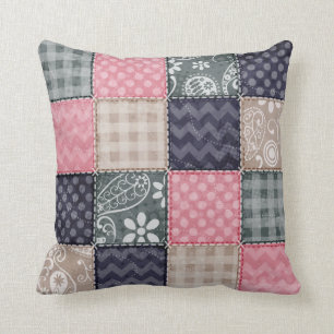 Navy Blue, Pink, Tan und Gray Niedlich Quilt Look Kissen