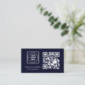 Navy Blue QR Code | Modern Custom Contact Design Visitenkarte (Stehend Vorderseite)
