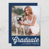 Navy Blue Retro Bold Typografy Foto Abschluss Einladung (Vorne/Hinten)