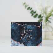 Navy Blue Rose Gold Agate Marble Save the Date Ankündigungspostkarte (Stehend Vorderseite)