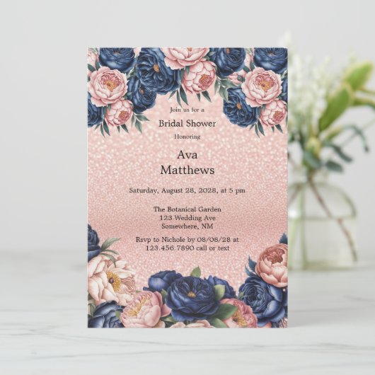 Navy Blue & Rose Gold Floral Brautparty Einladung (Stehend Vorderseite)