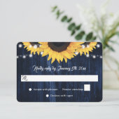 Navy Blue Sunflower Wood String Lights Wedding RSVP Karte (Stehend Vorderseite)