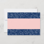 Navy Blue und Blush Pink Damask Swirl Wedding RSVP Karte (Rückseite)