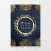 Navy Blue und Gold Asian Mandala Indian Wedding Dreifach Gefaltete Einladung (Cover)