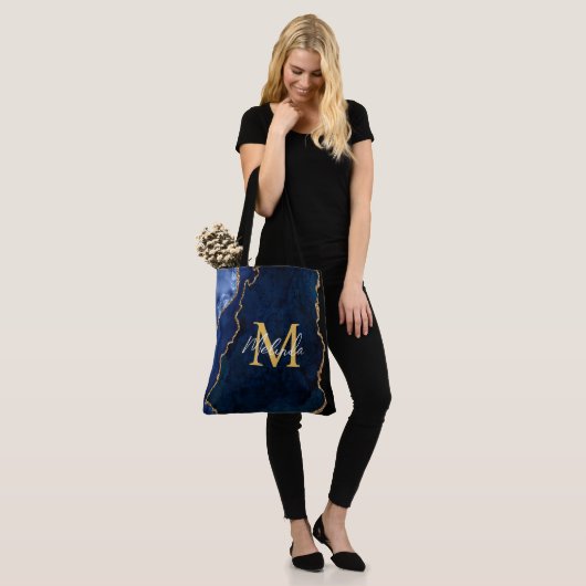 Navy Blue und Gold Marmor Agate Tasche (Am Model)