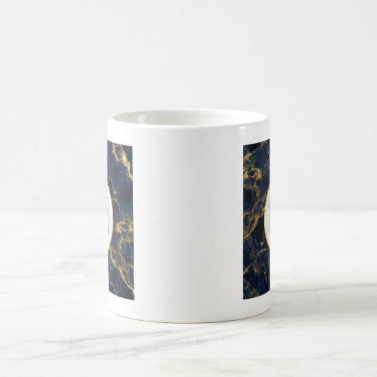 Navy Blue und Gold Marmor Moderne, stilvolle Monog Kaffeetasse (Mittel)
