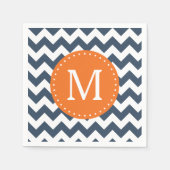 Navy Blue und Orange Zickzack Custom Monogram Serviette (Vorderseite)
